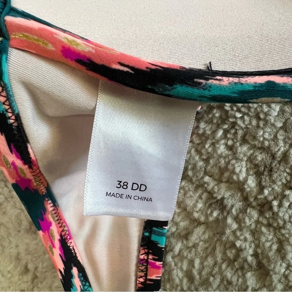Shade & Shore Peach and Blue Geometric Underwire Bikini Top size 38DD